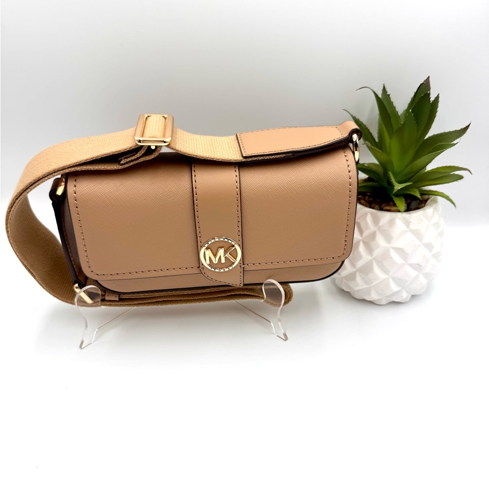 Michael Kors Tan Crossbody Shoulder Bag with Gold Hardware